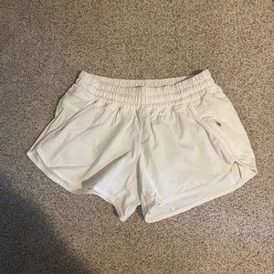 Lulu Tracker 4” Shorts White